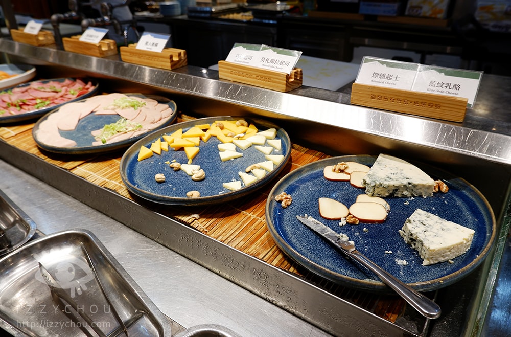 20251004-uoxzh 20251004-uoxzh