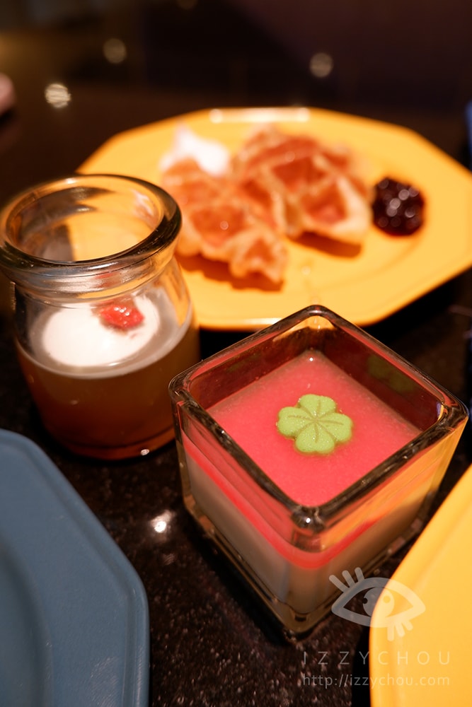 20251004-zqx1r 20251004-zqx1r