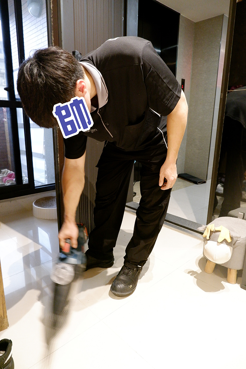 摩根電子鎖T11 Pro開箱&安裝實記|人臉辨識+電子貓眼+10合一功能,一個女生在家也能超安心! - 第13張圖 摩根電子鎖T11 Pro開箱&安裝實記|人臉辨識+電子貓眼+10合一功能,一個女生在家也能超安心!