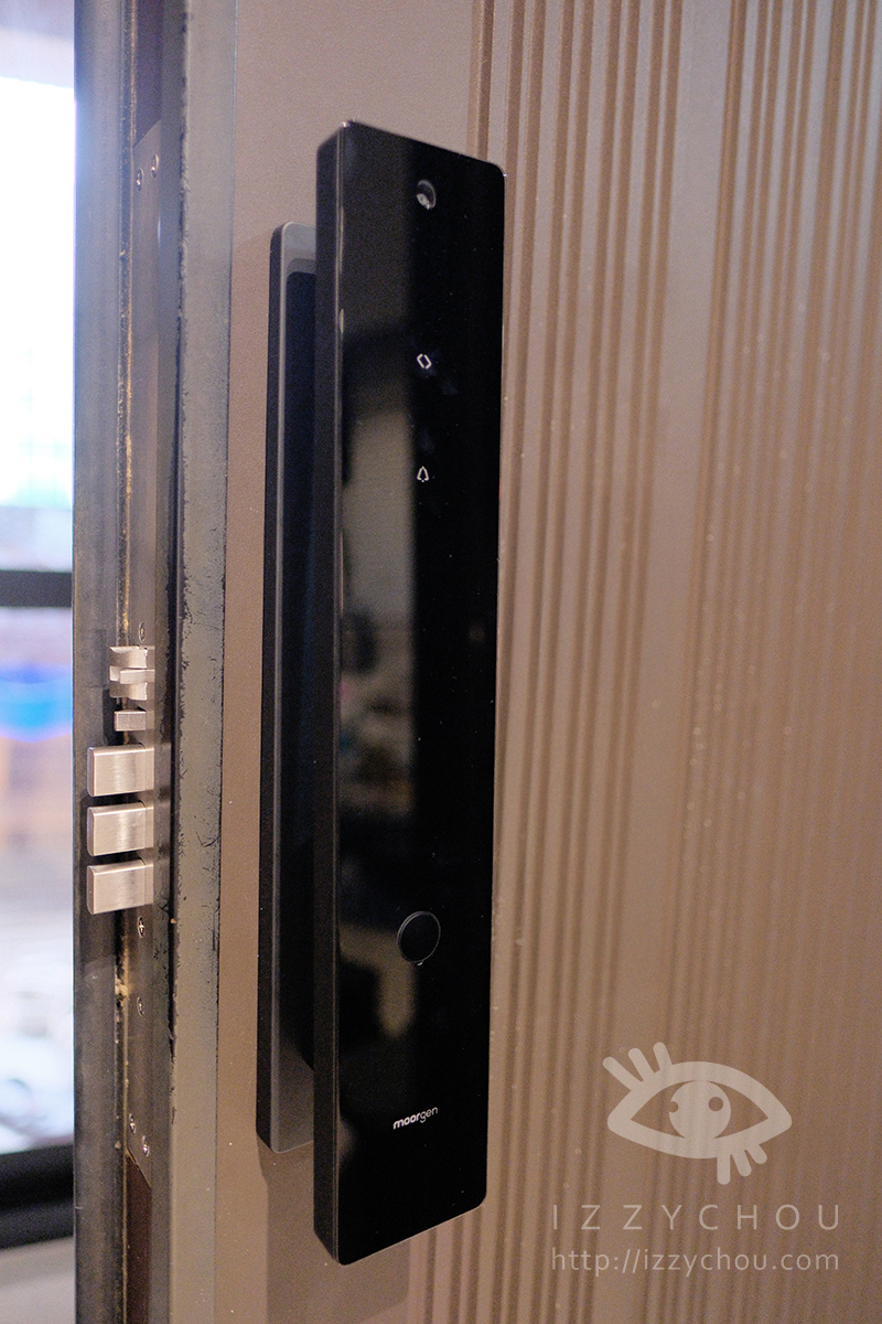 摩根電子鎖T11 Pro開箱&安裝實記|人臉辨識+電子貓眼+10合一功能,一個女生在家也能超安心! - 第15張圖 摩根電子鎖T11 Pro開箱&安裝實記|人臉辨識+電子貓眼+10合一功能,一個女生在家也能超安心!