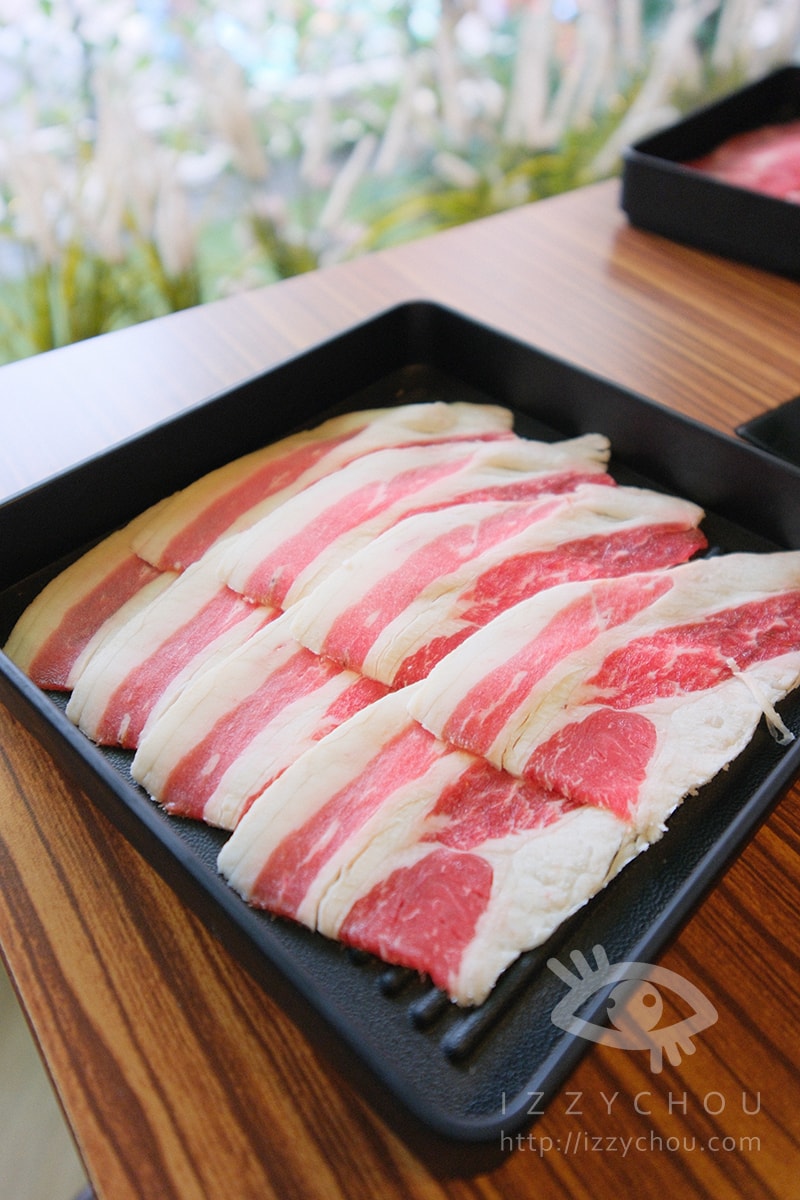 【新店呼穀壽喜燒吃到飽】價格、菜單、湯底選擇與店面環境全攻略|內附訂位資訊 - 第14張圖 【新店呼穀壽喜燒吃到飽】價格、菜單、湯底選擇與店面環境全攻略|內附訂位資訊