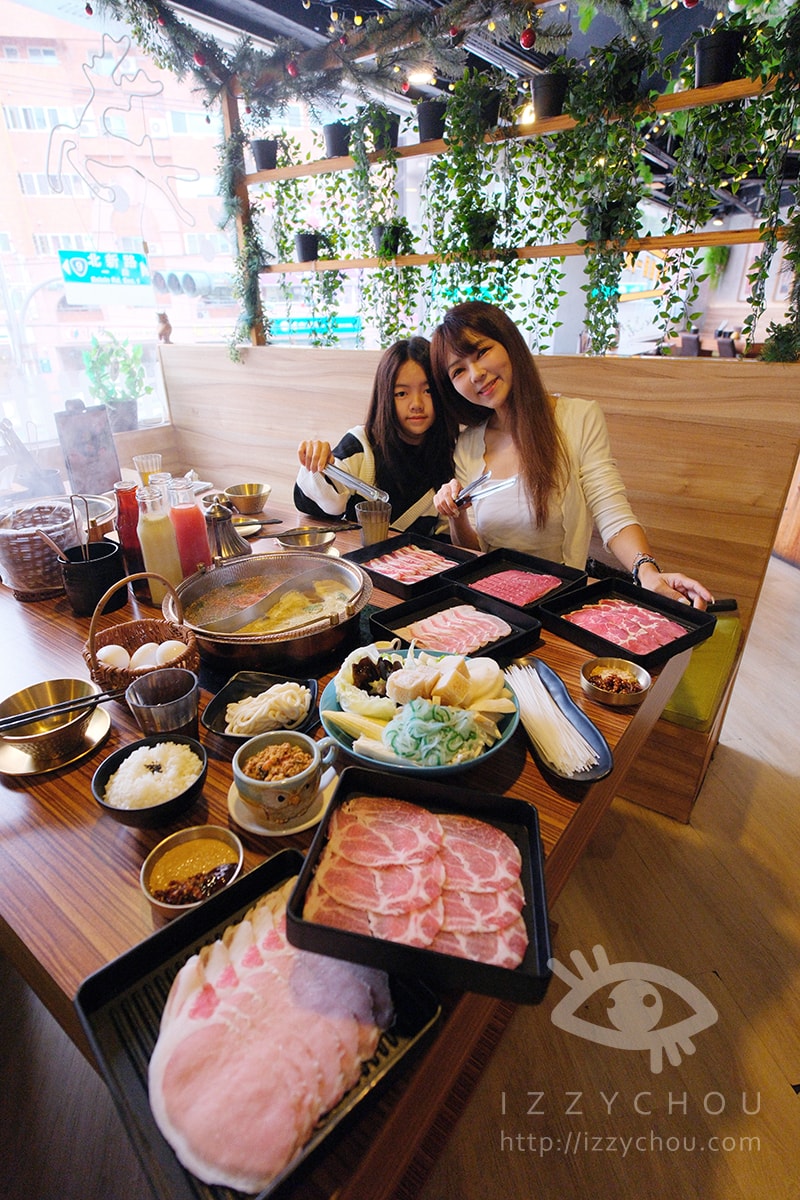 【新店呼穀壽喜燒吃到飽】價格、菜單、湯底選擇與店面環境全攻略|內附訂位資訊 - 第24張圖 【新店呼穀壽喜燒吃到飽】價格、菜單、湯底選擇與店面環境全攻略|內附訂位資訊