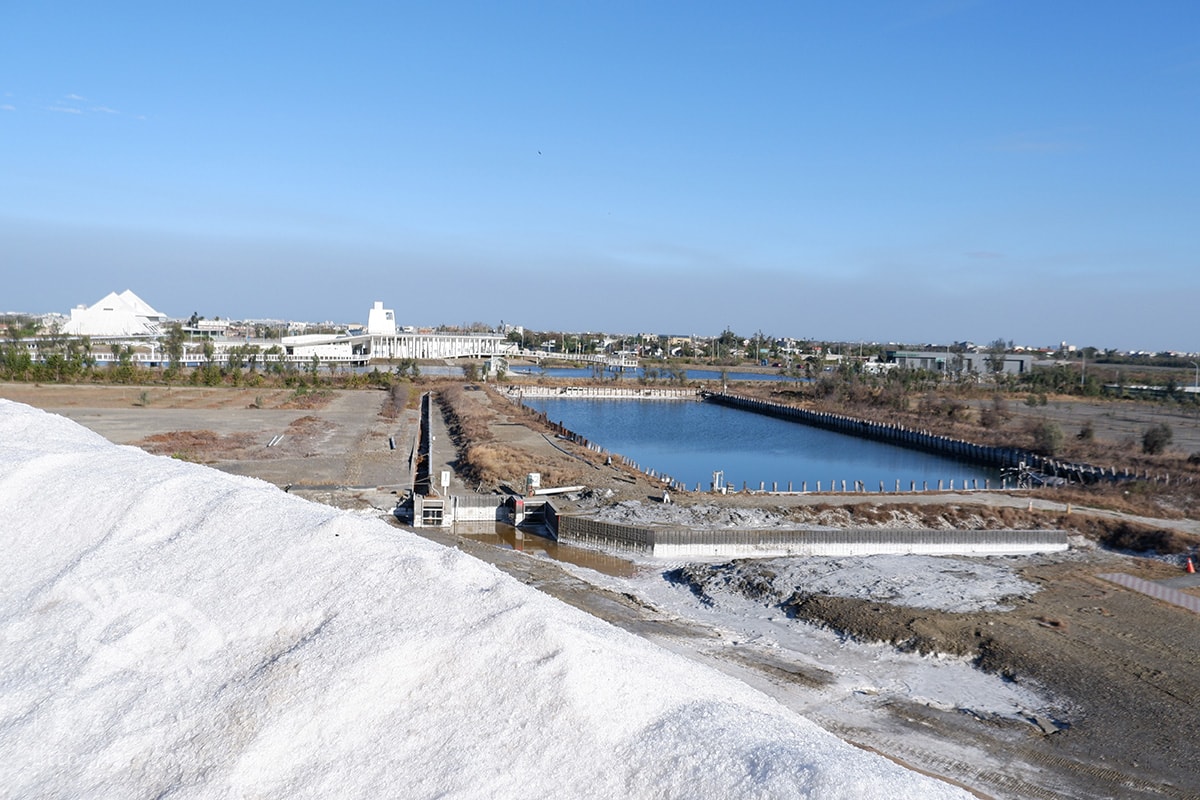 【2026台南景點】七股鹽dog dog主題展,鹽山變身「柴犬雪山」、DIY體驗走春攻略 - 第11張圖 【2026台南景點】七股鹽dog dog主題展,鹽山變身「柴犬雪山」、DIY體驗走春攻略