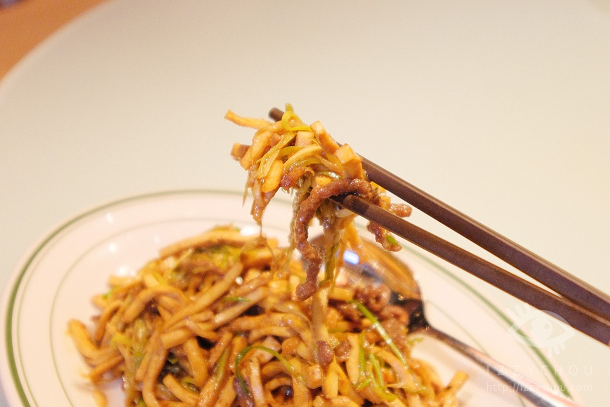大江購物中心母親節2026｜夏日嘉年華裝置藝術＋全桃獨家品牌＋餐廳推薦