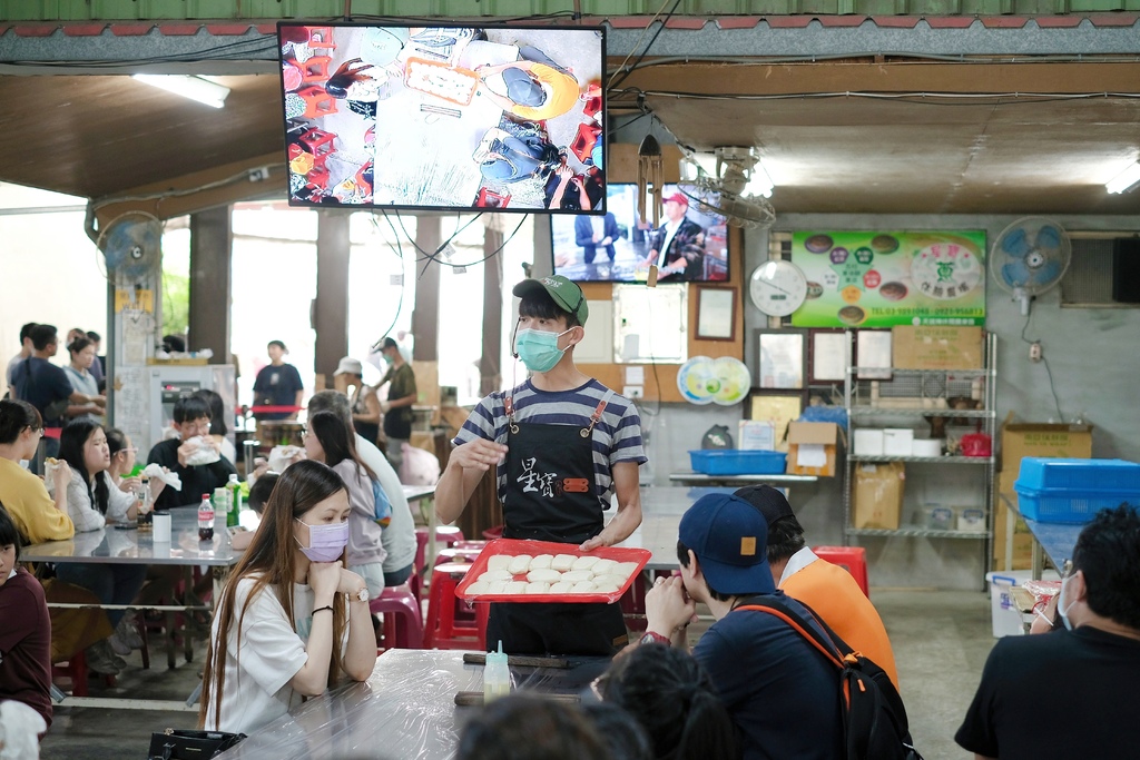 宜蘭三星親子農場 星寶l鄉間小路 餵鹿 蔥油餅